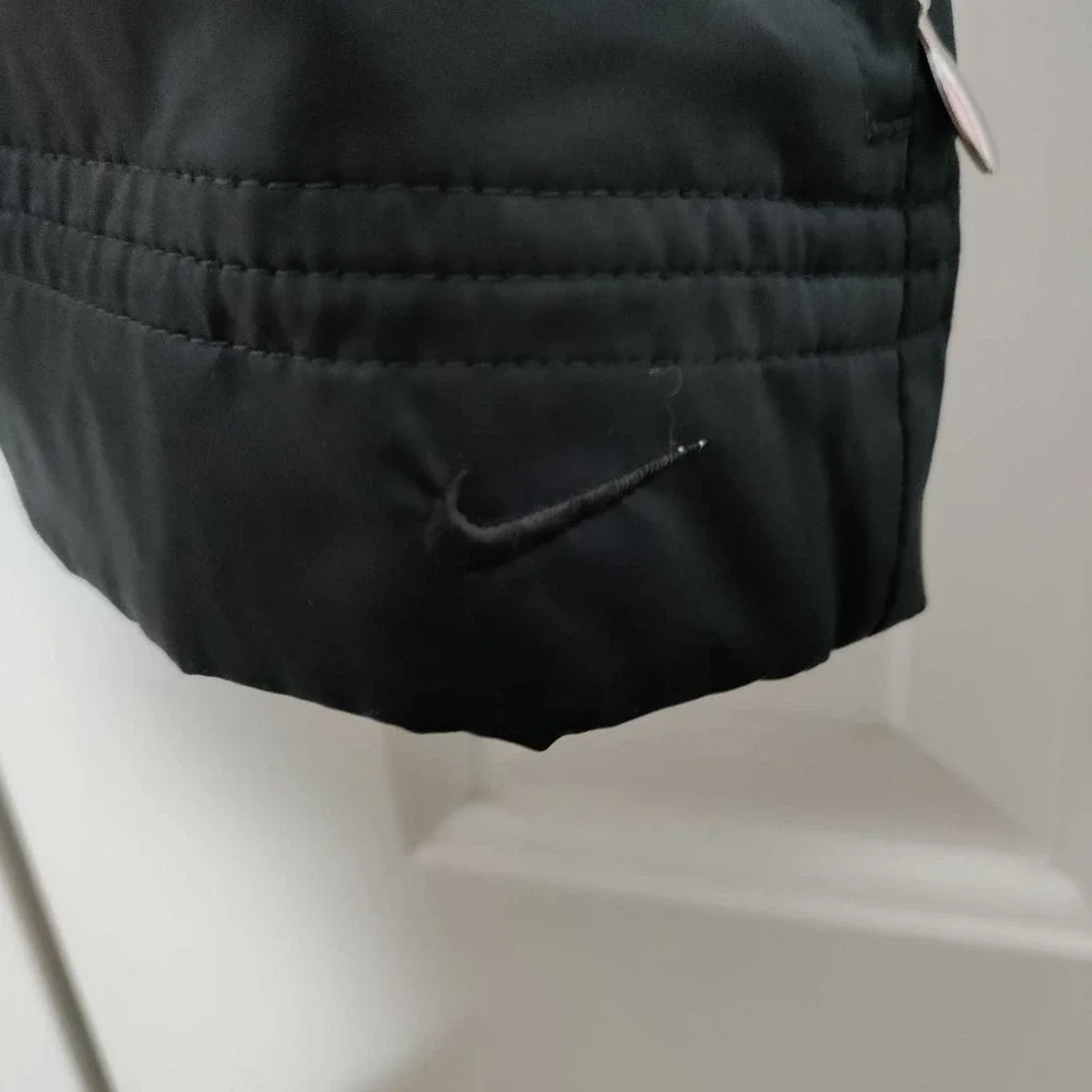 Nike P.G.A Michigan Vest size large